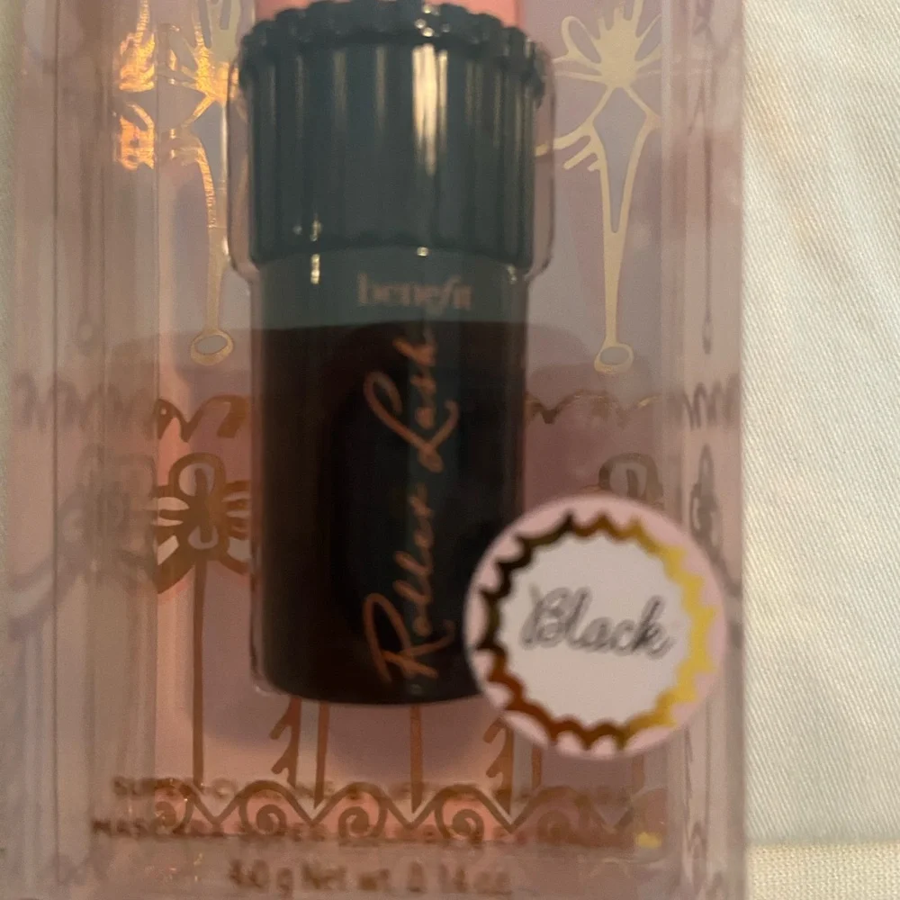 Benefit Cosmetics Mascaras Trio black + neutral eyeshadow duo. Brand New in box